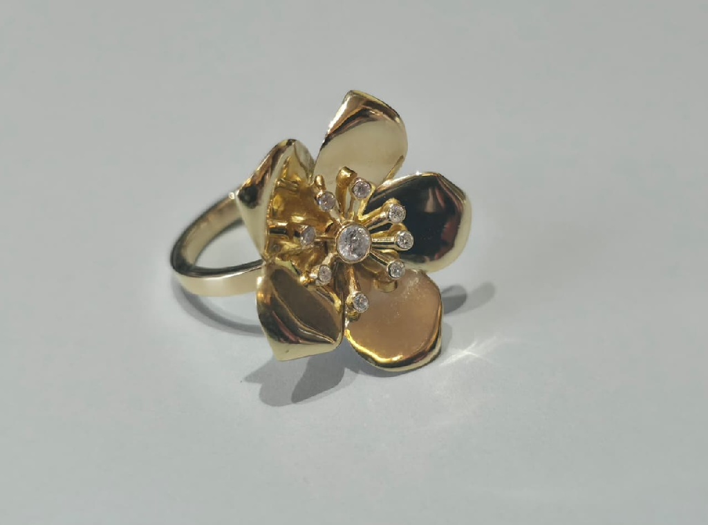 Anel Flor Ouro Amarelo 18k E Brilhantes