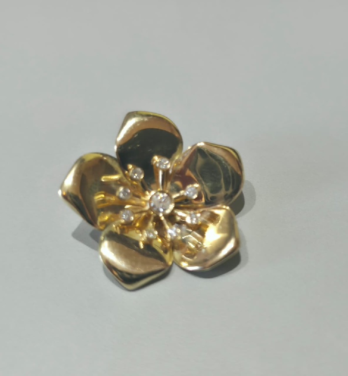 Pingente Flor Ouro Amarelo 18k Brilhantes