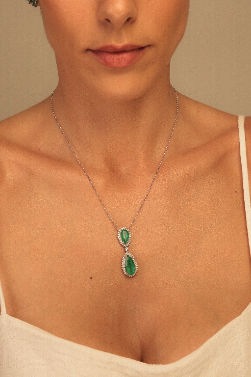 COLAR OURO BRANCO ESMERALDAS GOTAS E BRILHANTES-1