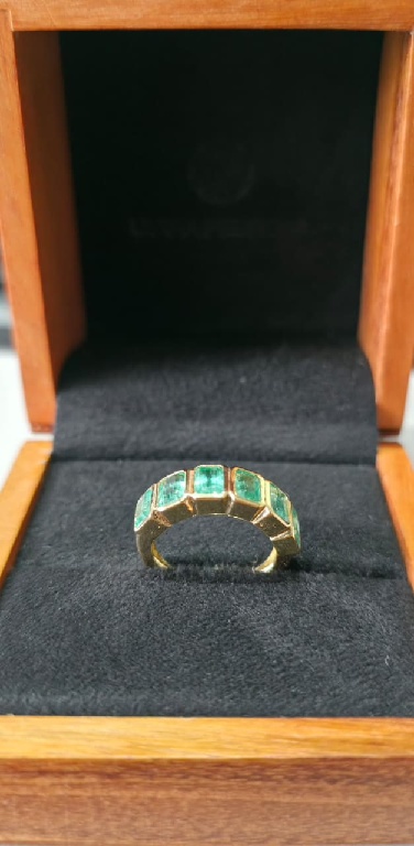 Anel Meia Aliança Ouro Amarelo 18k Esmeraldas Retangulares