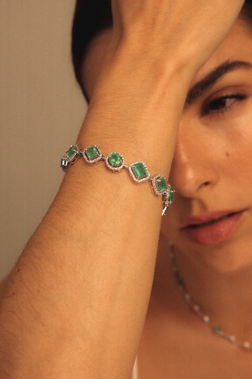 PULSEIRAS OURO BRANCO 18K ESMERALAS E BRILHANTES-1